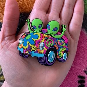Lisa Frank | Accessories | Lisa Frank Crocs Jibbitz Two Aliens In Car ...